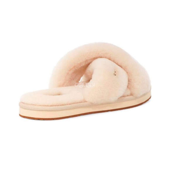 Женские тапочки Ugg Slippers Ayana Sand
